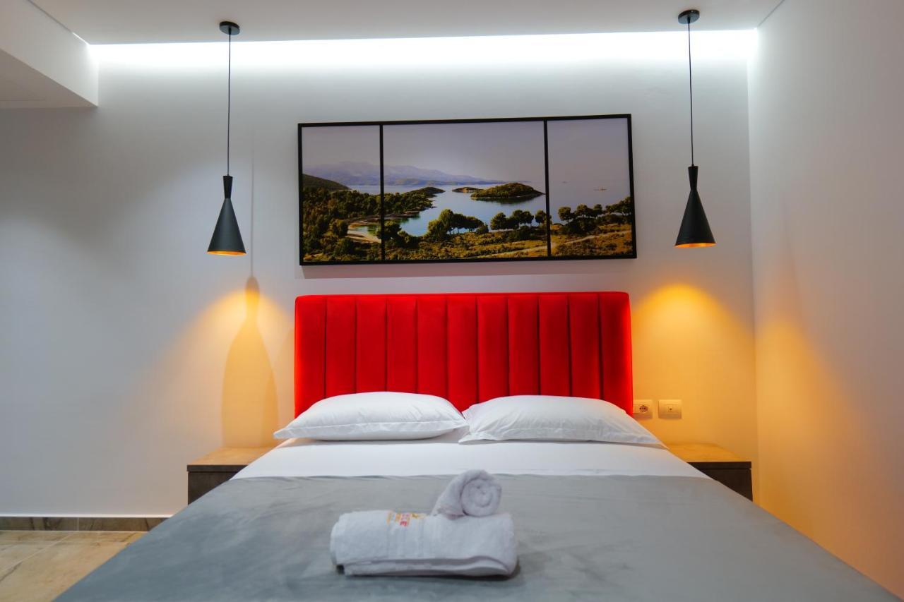 Hotel Eagle Ксамил Экстерьер фото