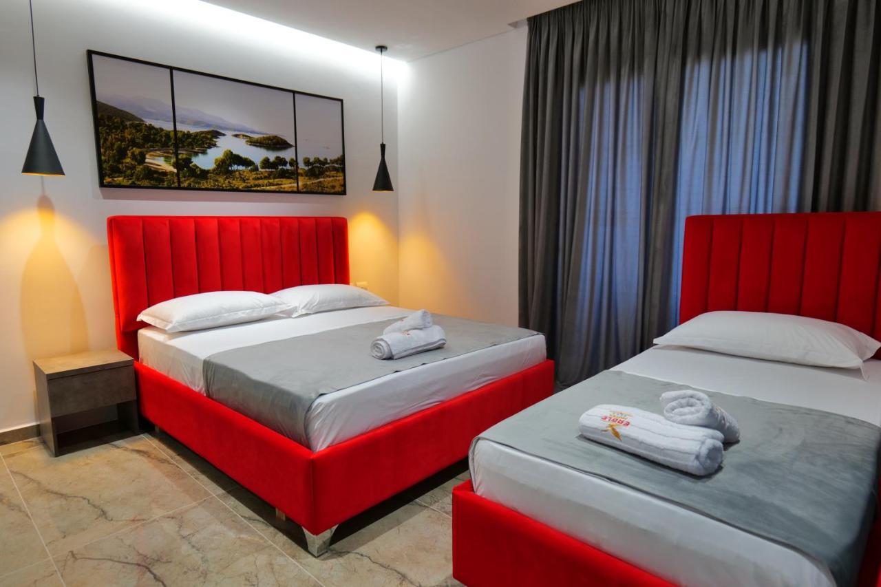 Hotel Eagle Ксамил Экстерьер фото