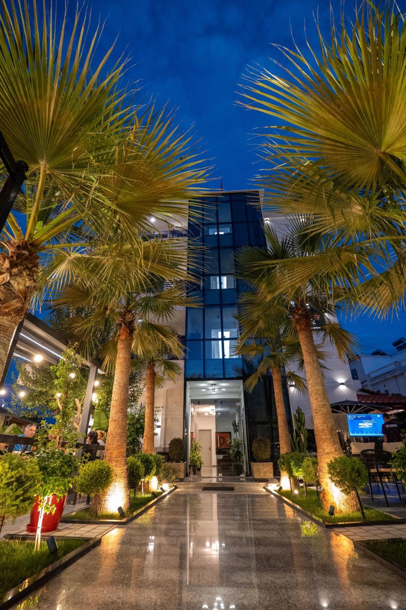 Hotel Eagle Ксамил Экстерьер фото