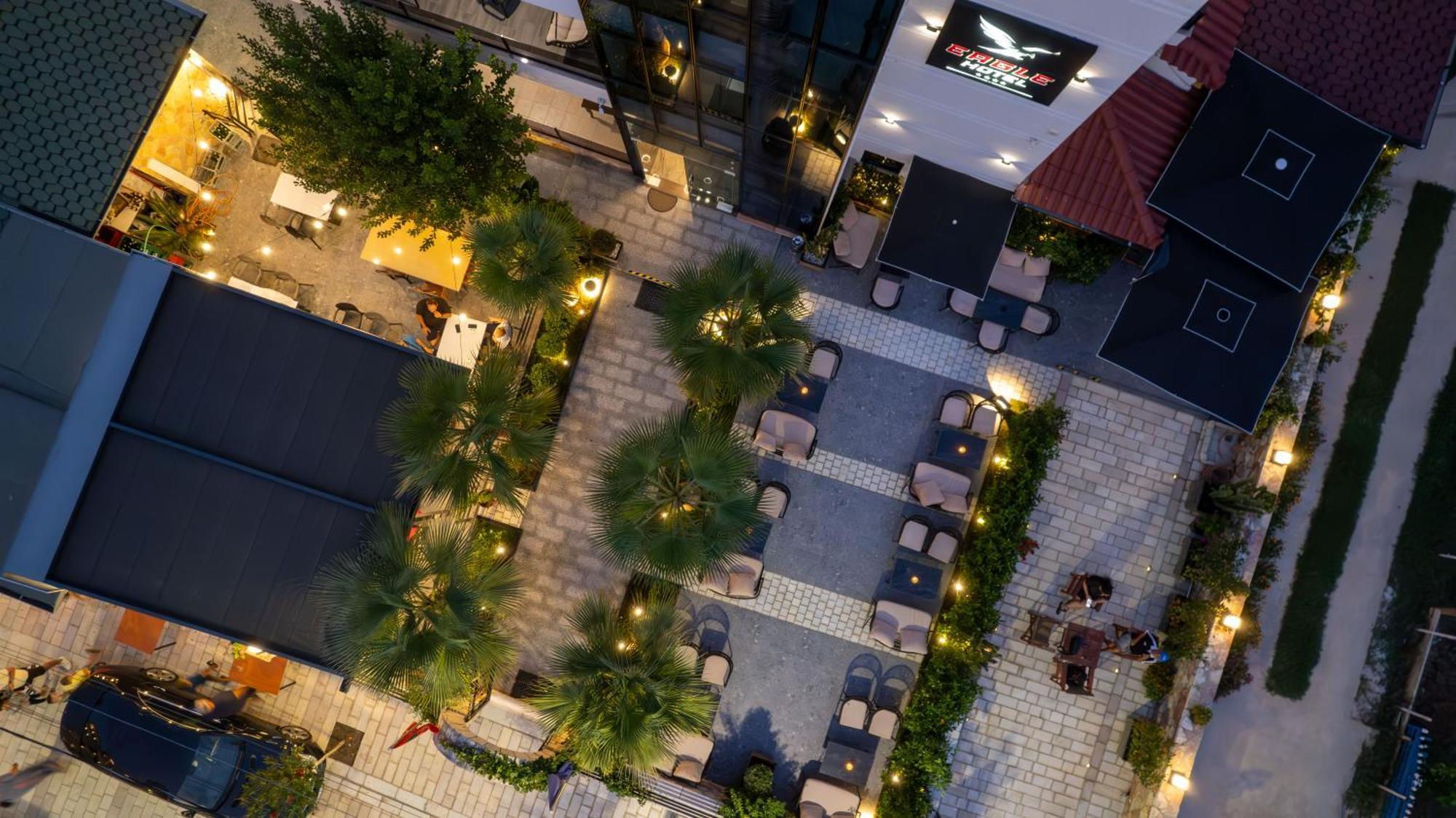 Hotel Eagle Ксамил Экстерьер фото