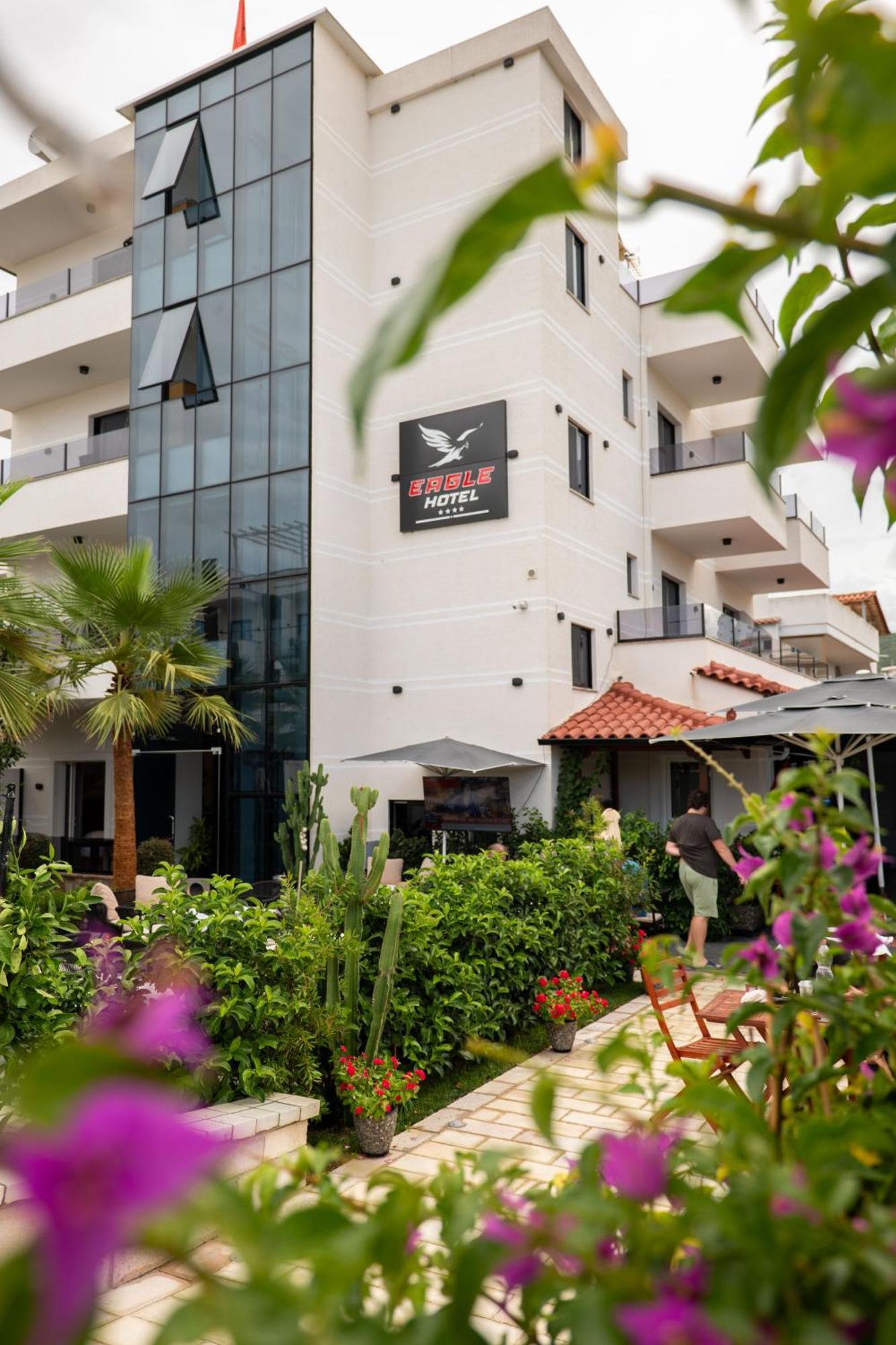 Hotel Eagle Ксамил Экстерьер фото