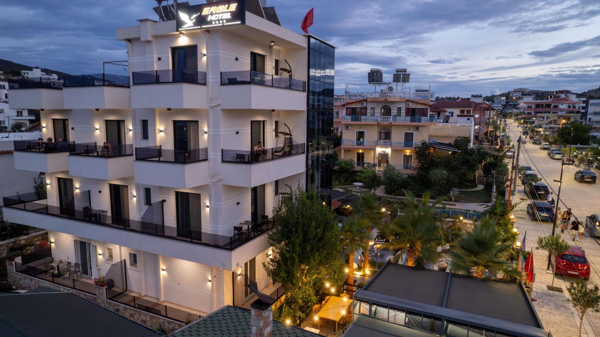Hotel Eagle Ксамил Экстерьер фото