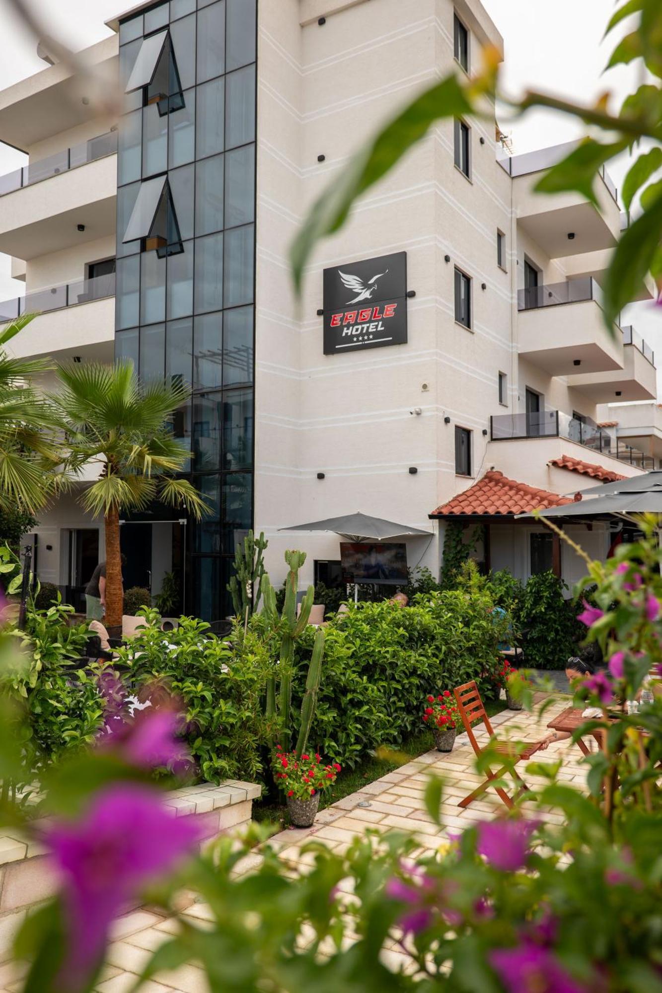 Hotel Eagle Ксамил Экстерьер фото